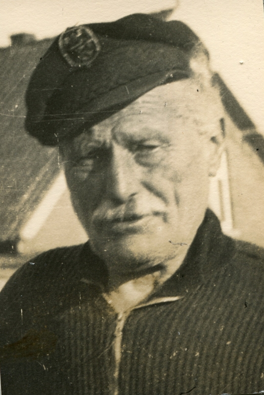 f9785