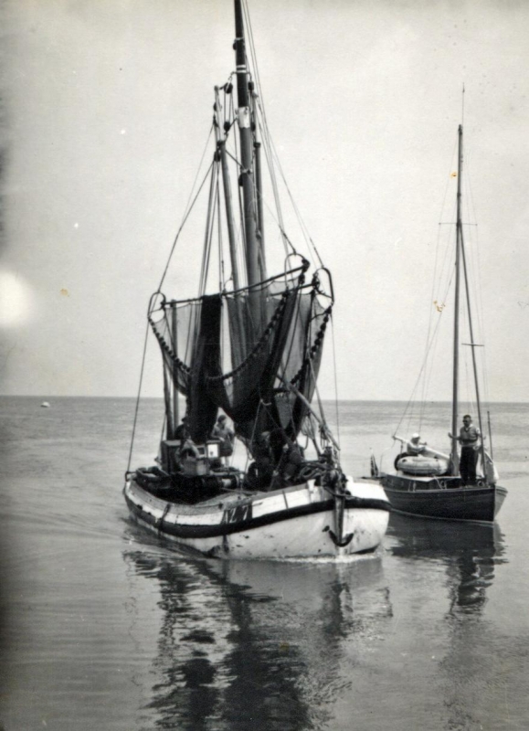 W100